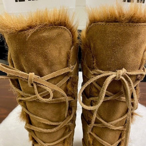 Steve Madden Alaskan Suede Wedge Boots, size 6.5 - Picture 4 of 10